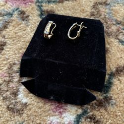 24 Kt Gold And Diamond Hoops