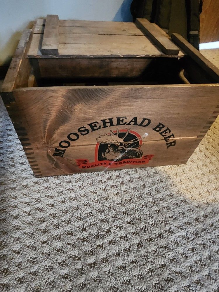 Vintage Moose Head Crate