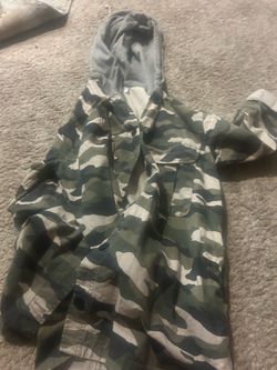 Women's/ men's/ babies clothing