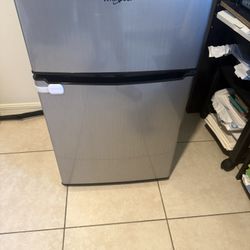 Mini Freezer Whirlpool 