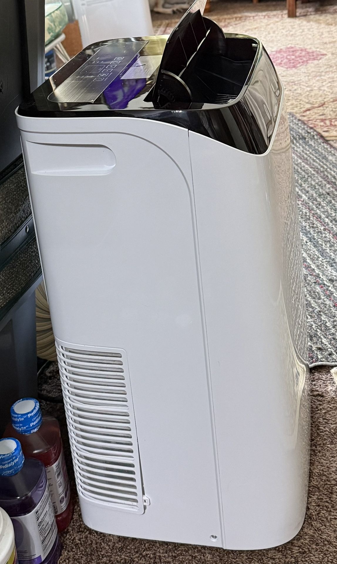 14,000 BTU Portable AC Like New. $330