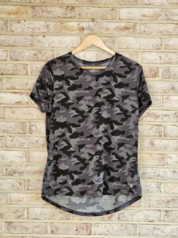 Danskin Camo Print Top
