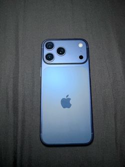 iPhone 17 Pro Max – 512GB – Unlocked – Excellent Condition OBO