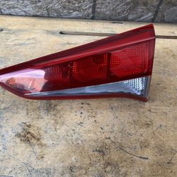 2016,2017,2018 Hyundai Tucson Right Side Inner Tail Light