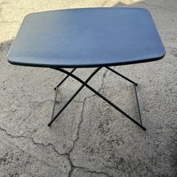 Adjustable Height, Folding Utility 