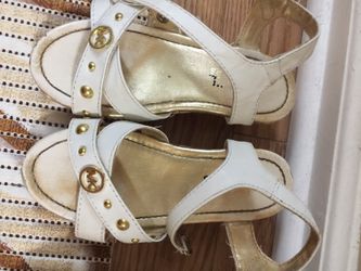 MK girls sandals