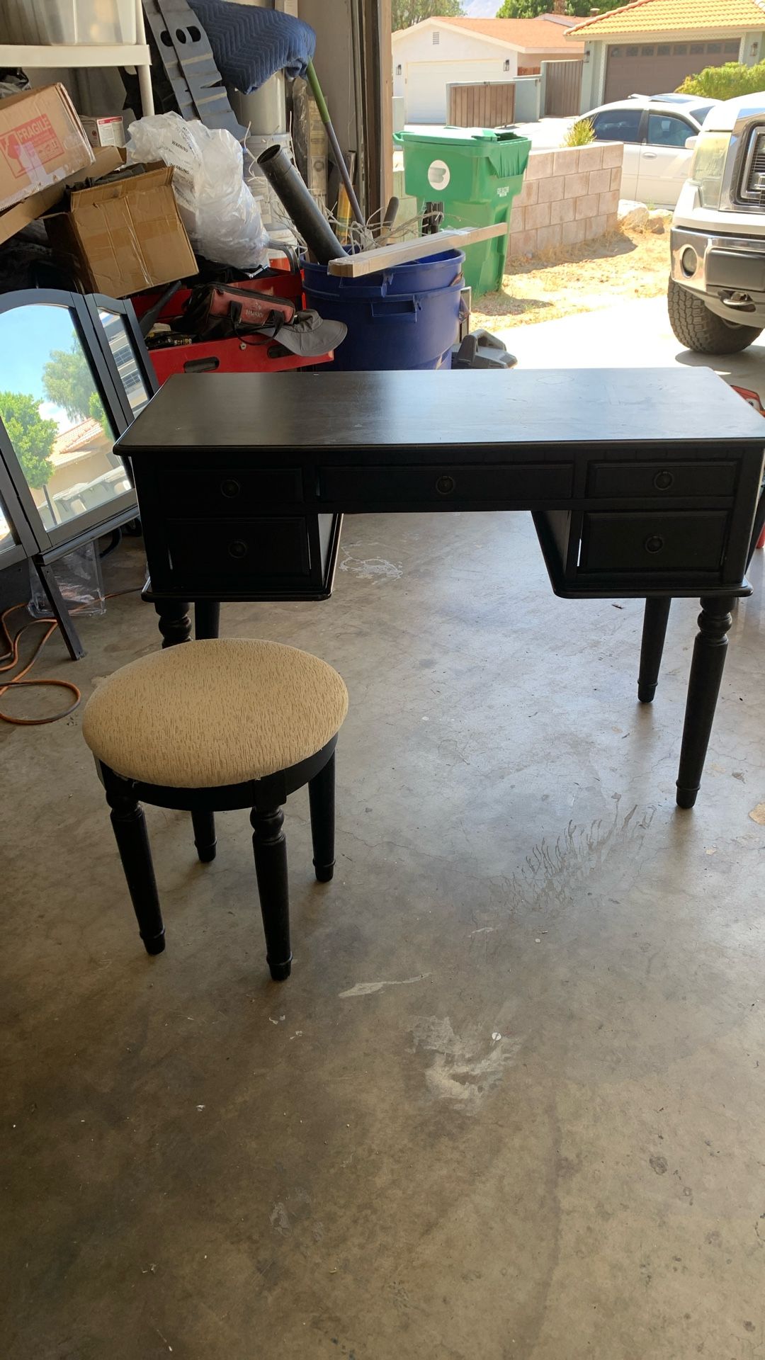 Girls Makeup Desk