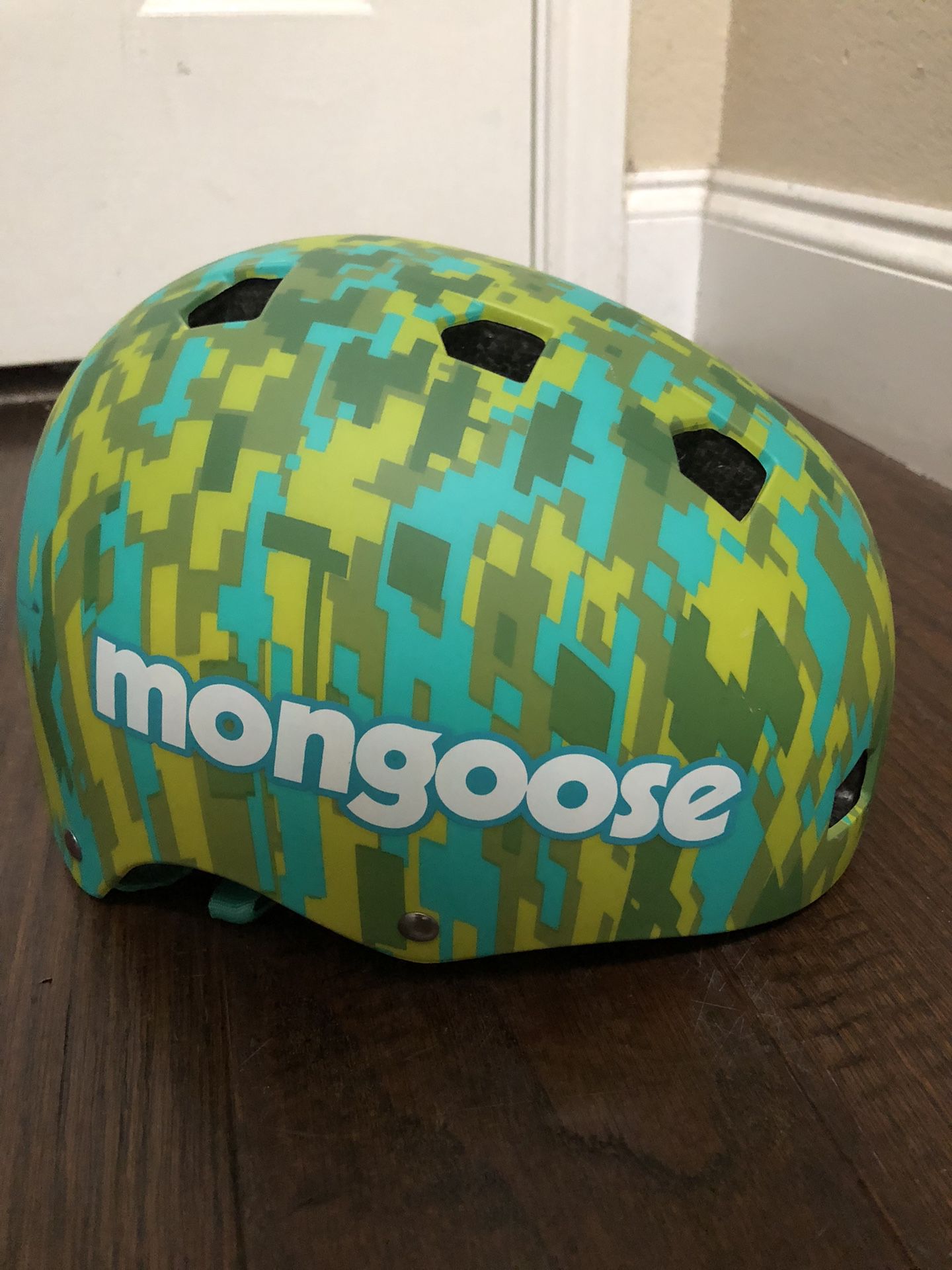 Mongoose Kids Helmet 