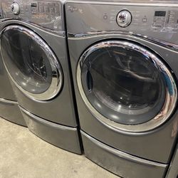 WHIRLPOOL XL CAPACITY WASHER AND DRYER ELECTRIC SET ON SALE 