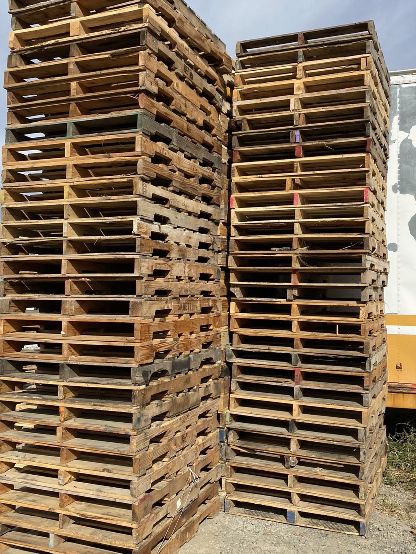 Wood pallets 