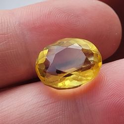 Golden Citrine Oval Cut Crystal Gemstone Specimen 