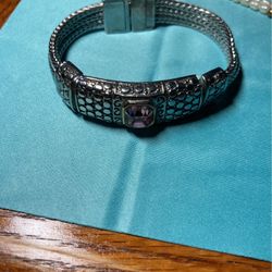 Bracelet  Beautiful Costume Jewelry 