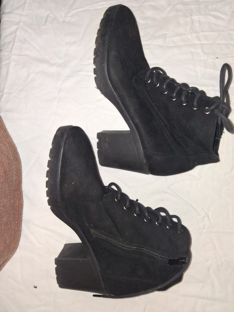 Women's Boots