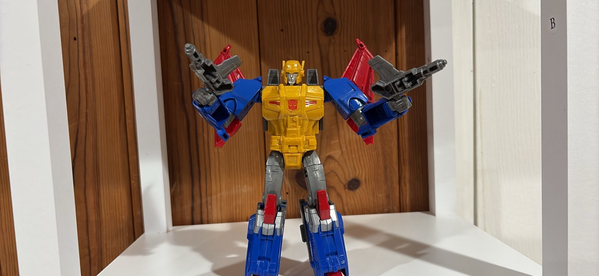 Transformers legacy metal hawk