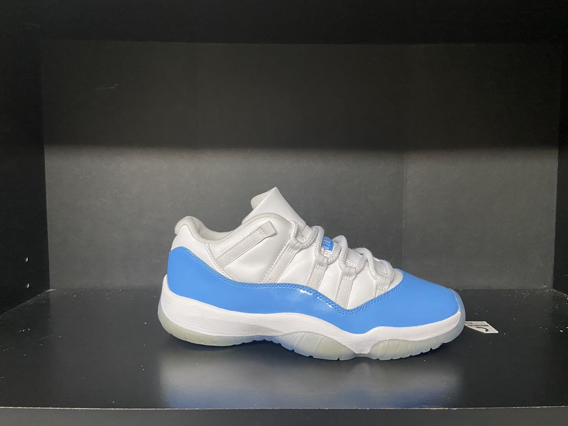 Air Jordan 11 Low Uni Blue Size 8.5 W/og Box + Receipt 