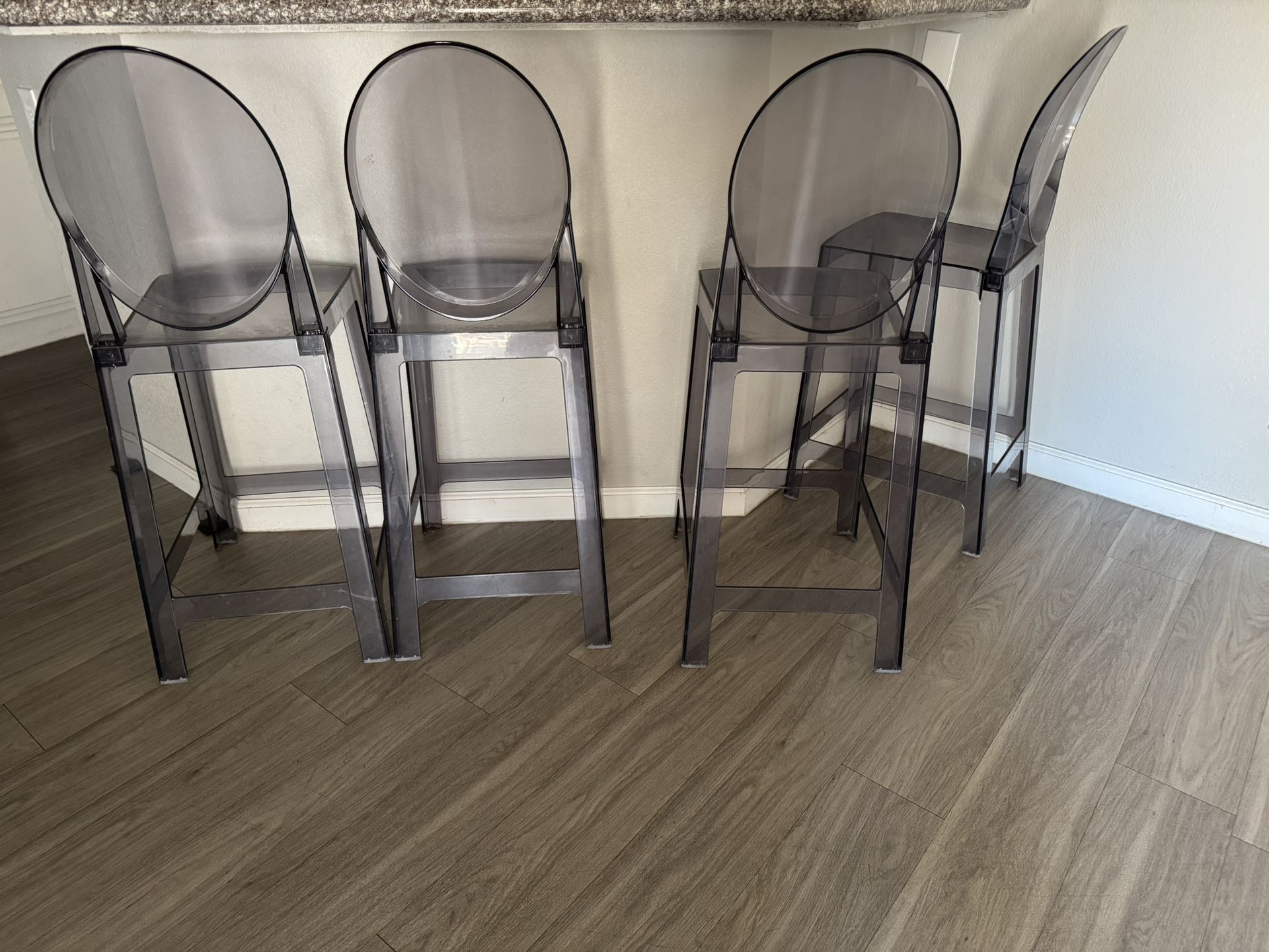 Plastic Bar Stools