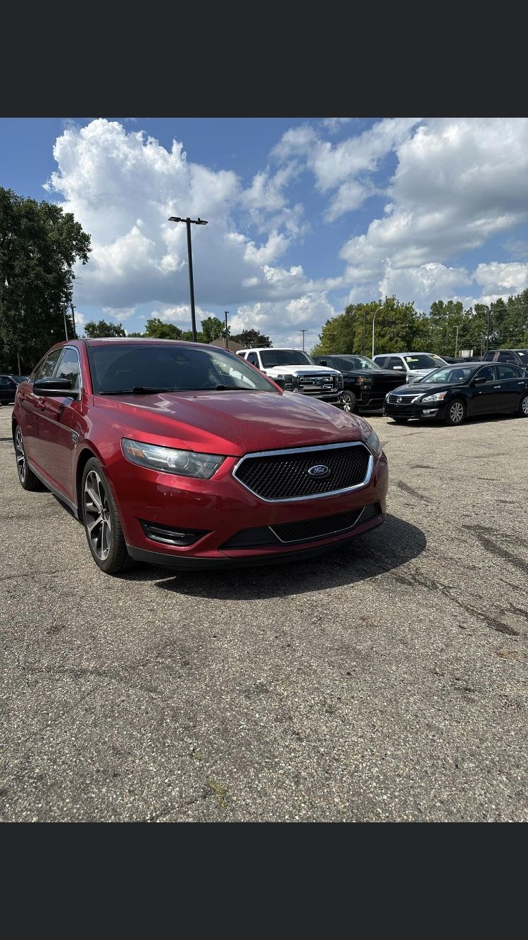 2014 Ford Taurus