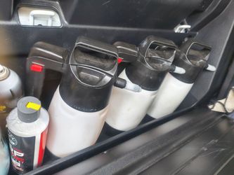 Sprayer bottles