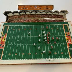 1971 Tudor NFL American Conference Colts and Chiefs Electric Football 