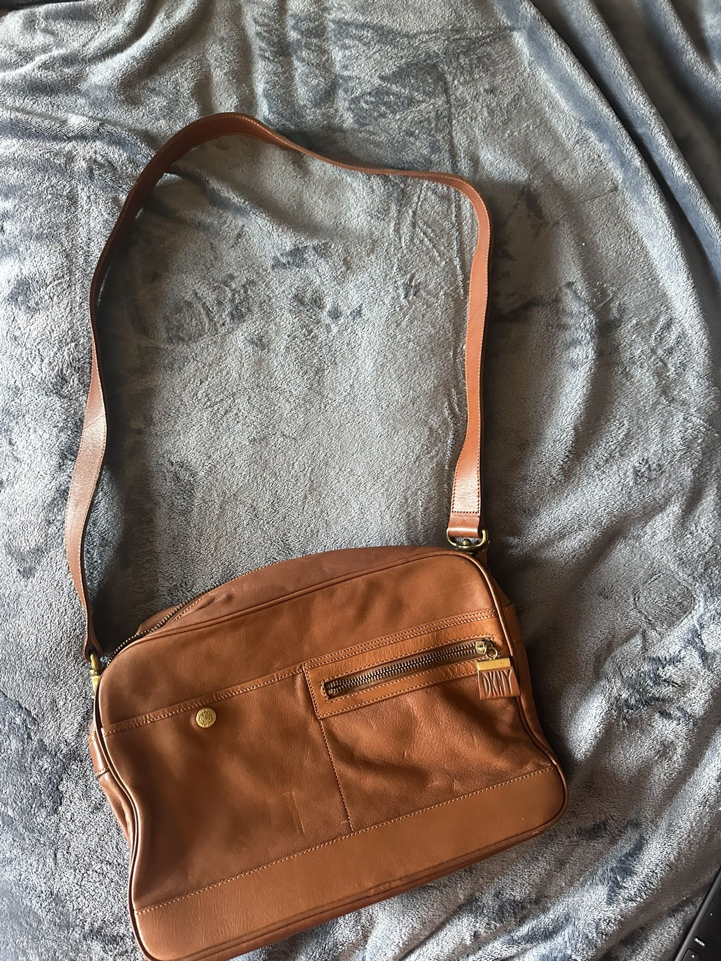 DKNY Camel Brown Leather Vintage Shoulder Bag