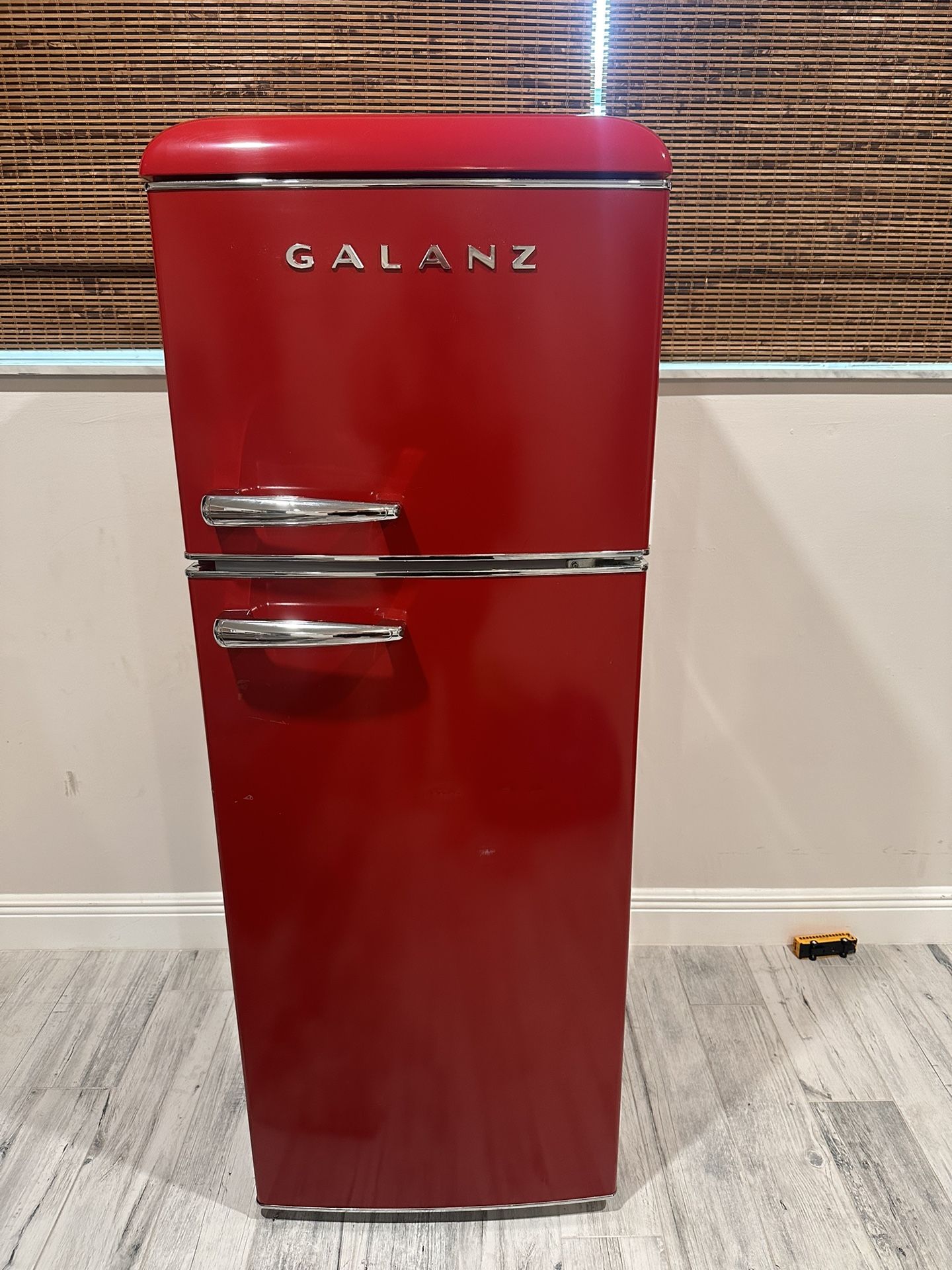 Galanz Retro Red Fridge for Sale in Port St. Lucie, FL OfferUp