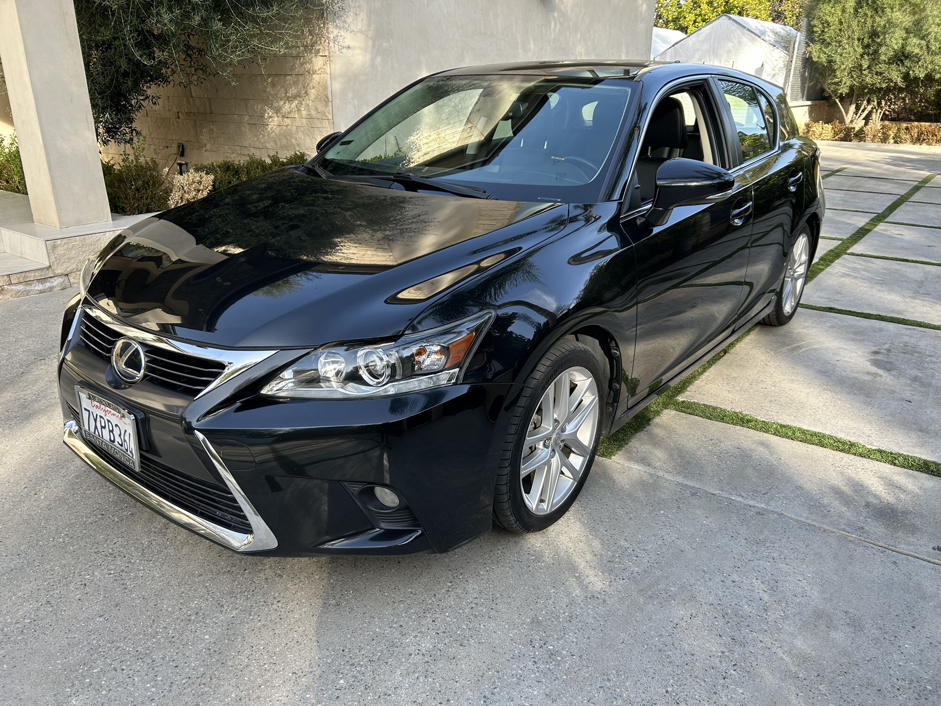2017 Lexus CT 200h