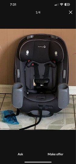 LIKE NEW SAFETY 1ST CONVERTIBLE CAR SEAT!!!!