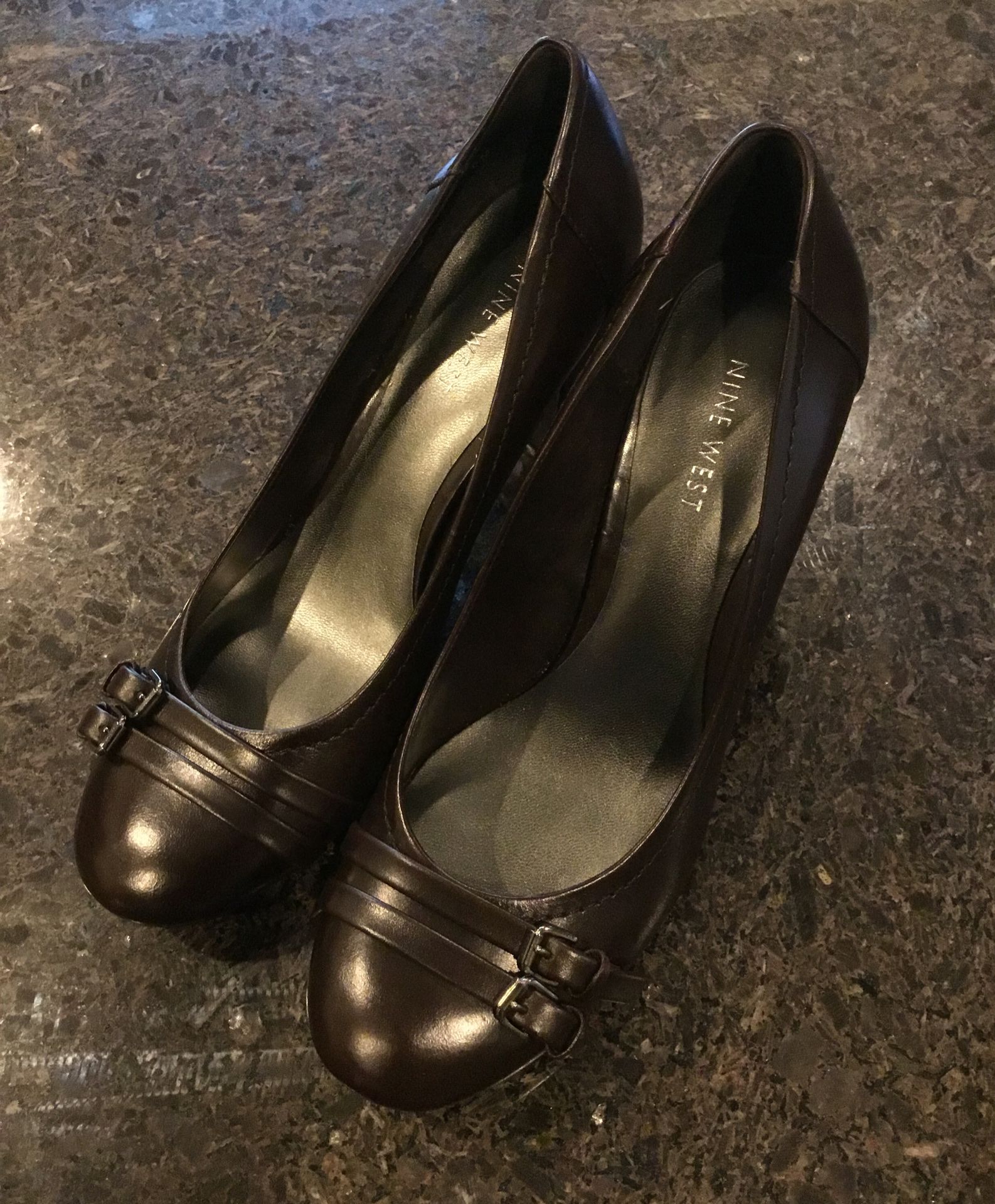 Nine West Women’s Heel Shoes (Size 8M)