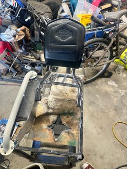 Sissy Bar/ back rest for Dyna or Softtail 2018 Softtail