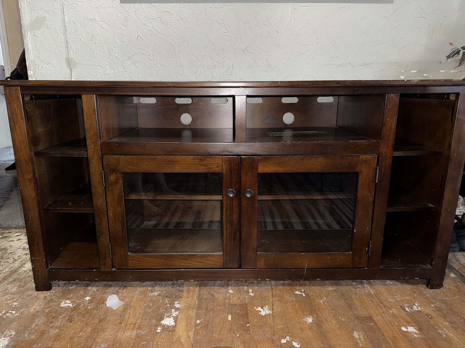 Entertainment Center, Credenza 