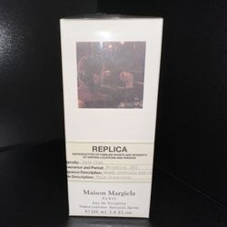 Replica 