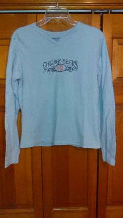 LADIES LARGE CHICAGO BEARS SHIRT FROM REEBOK