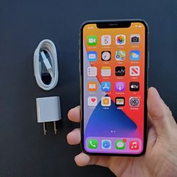 iPhone X - UNLOCKED - Like New  
