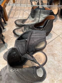 Women’s Booties Size 7.5 (4 Pairs)