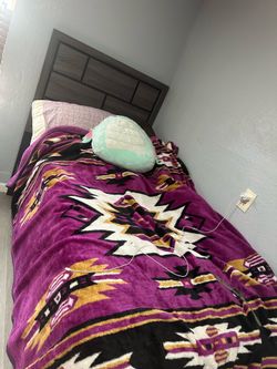 For sale: A Queen-size double bed, a Twin bed, and a makeup vanity with drawers (made of premium solid wood), along with two matching nightstands. Als