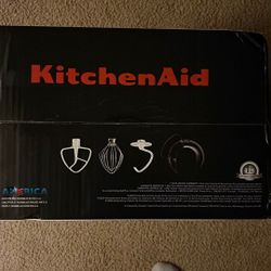 ***$250***obo***$250**Or Best Offer***ARTISAN…KitchenAid Tilt-Head Stand Mixer