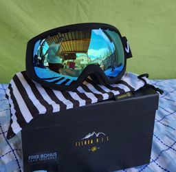 Brand new Von Zipper goggles