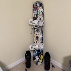 Complete Snowboard Setup - Board, Boots (Size 12), Bindings & Travel Bag