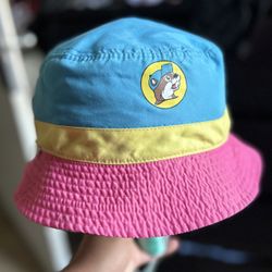 BUC-EE’ S Gas Station Bucket Reversible bucket hat