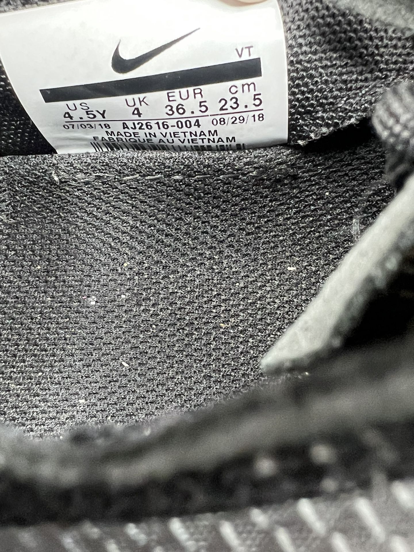 2019 Nike Air VaporMax GS Black Gold Shoes Kids Youth Size