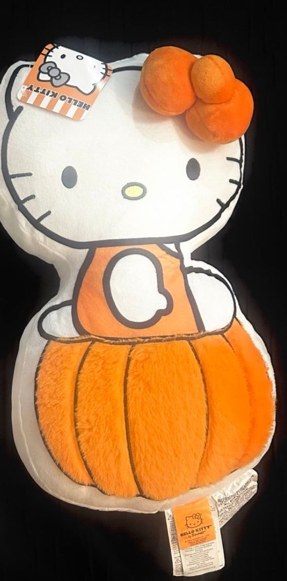 Hello Kitty Pillow