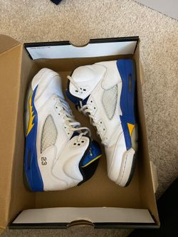 Jordan 5 “Laney” Size 7y
