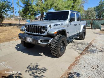 2024 jeep gladiador sport