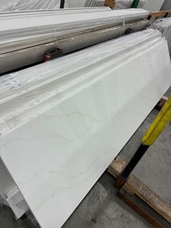 Calacatta Bonita Quartz counter top