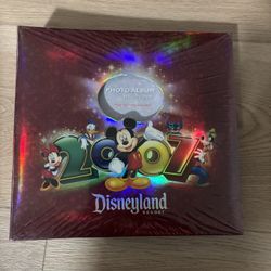 2007 Disneyland Photo Album 