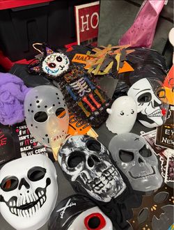 6 Halloween Mask $12
