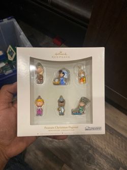 Peanuts Christmas pageant miniature collection