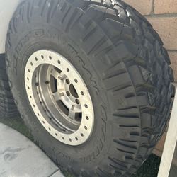 37x12.50R17LT Nitto Trail Grappler M/T’s (4x) & 17x9 ATX Beadlock Wheels (5x)
