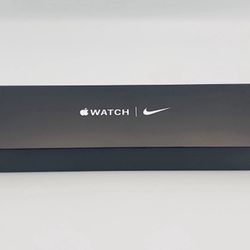 Apple Watch SE Nike 40mm Space Gray GPS + Cellular - Model A2353
