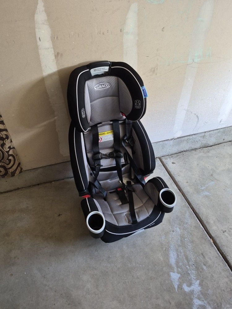 Graco 4Ever® DLX 4-in-1 Car Seat